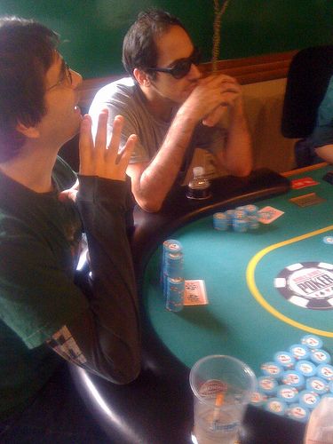 Albini and Andrew Kosinski playing capped betting at O'Sheas Pub Las Vegas.